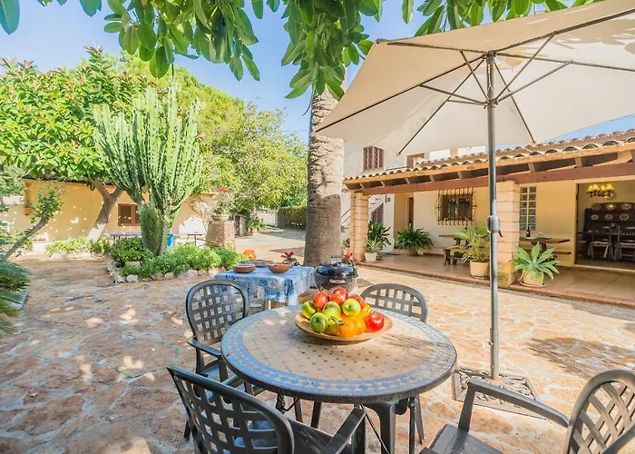 Cati Sontoiri Pollensa