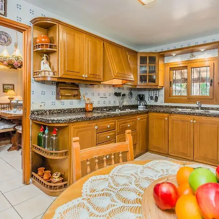 Cati Sontoiri Villa Pollença